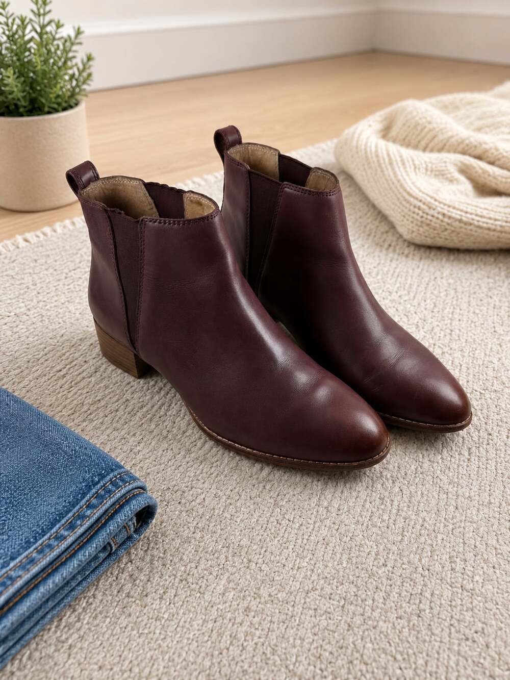 Madewell The Chelsea Boot Burgundy Leather Ankle Boots Women’s Size 8